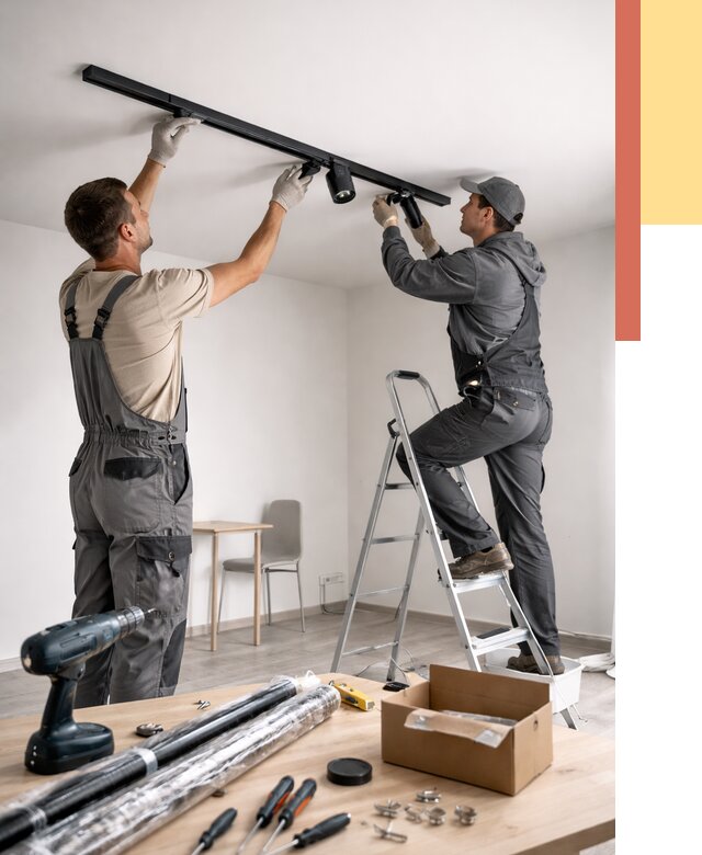 Установка трековых светильников в натяжной потолок в Сальске от 4271 руб. | ОТДЕЛОЧНИК-Слс